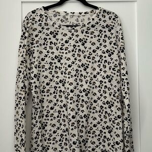 Caslon Long Sleeve Crewneck T-Shirt